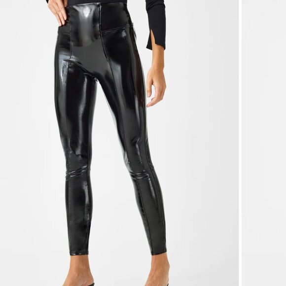 NWT SPANX Faux Patent Leather Black Shiny Leggings Regular Length Style 20301R - Picture 1 of 10